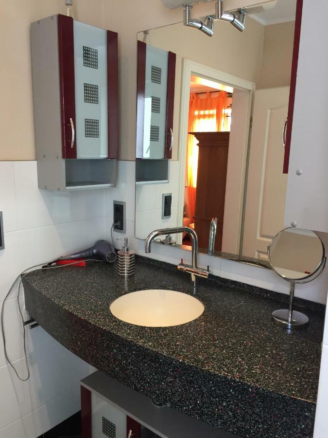 בון Apartment Leon מראה חיצוני תמונה